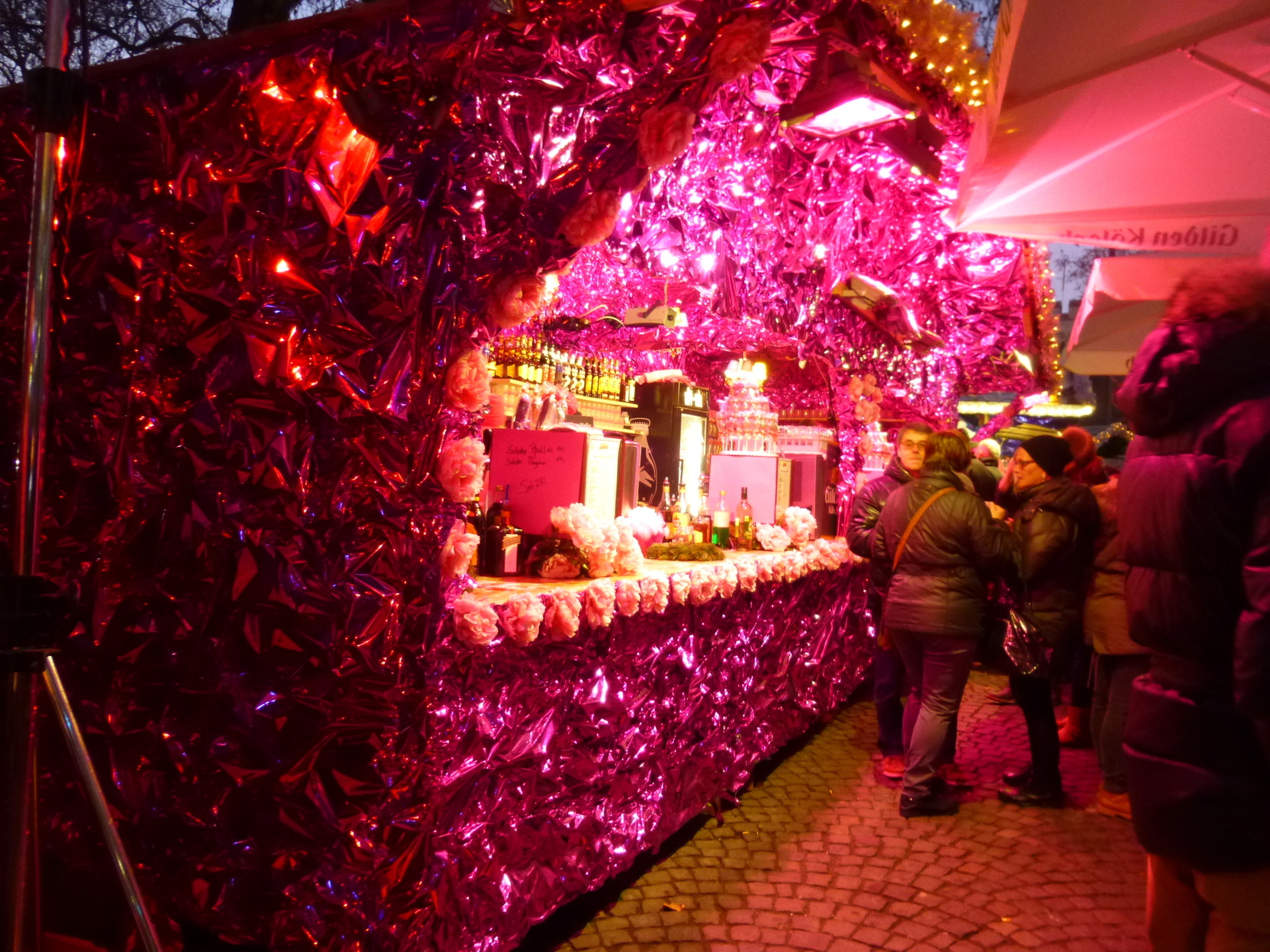 ケルンのクリスマスマーケット４ ルドルフプラッツ ドイツで子育て 研究者妻のブログ